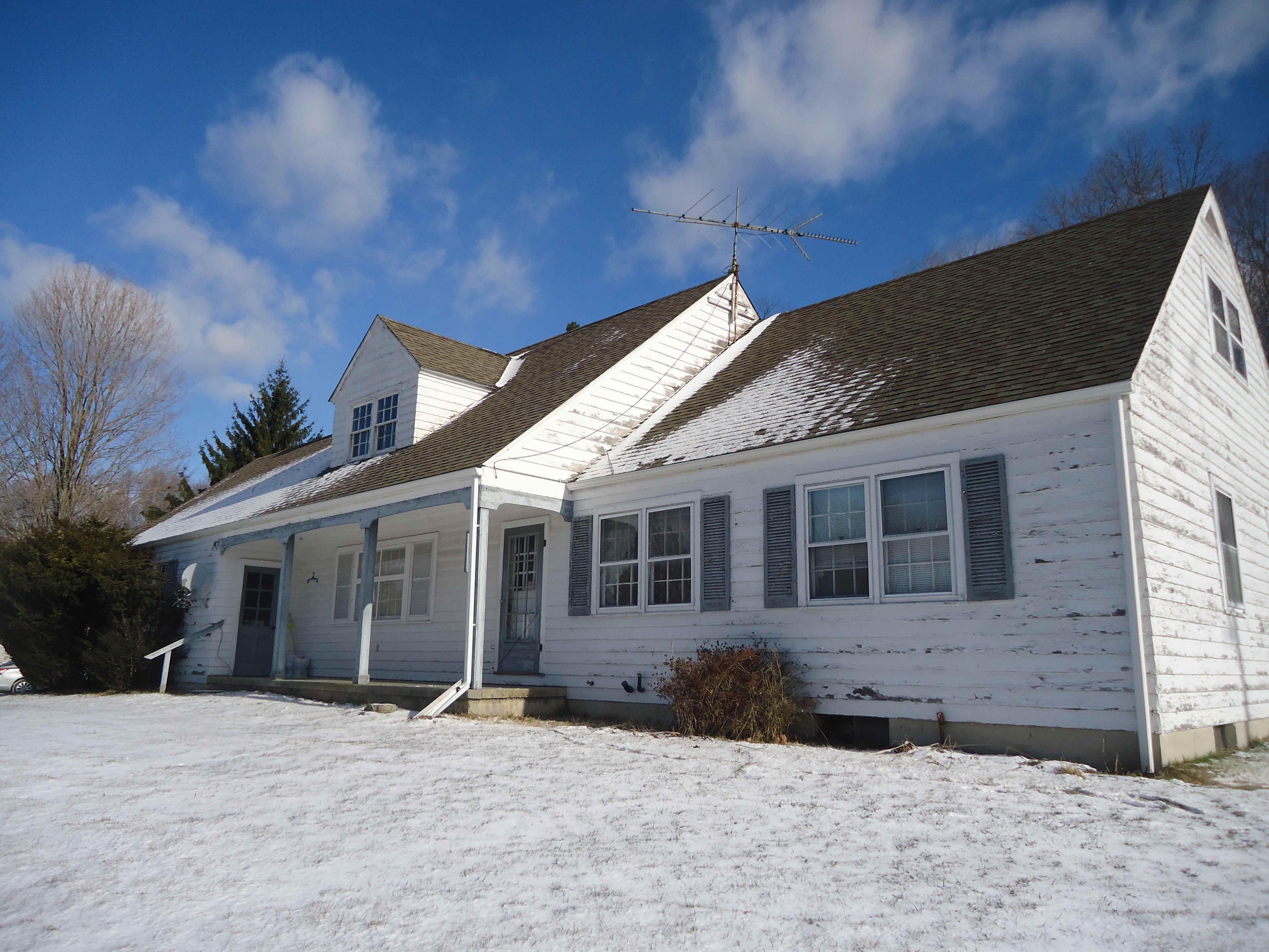 Building photograph for 72 HENRY SANFORD RD